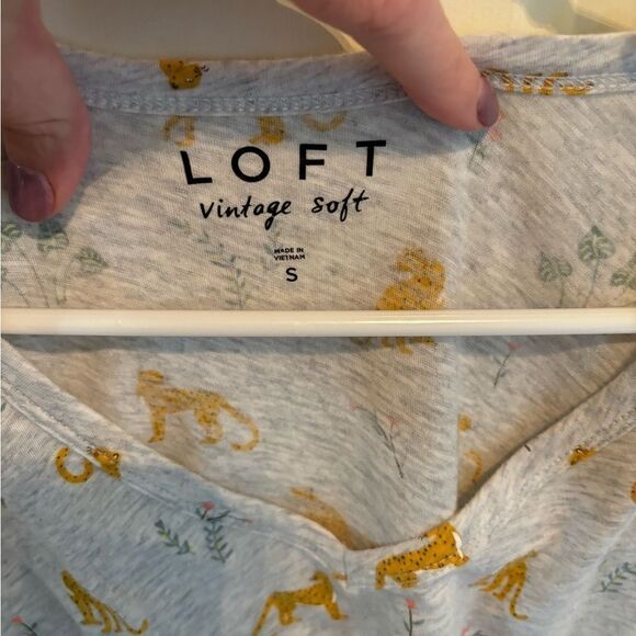 LOFT Vintage Soft Leopard Tee size S - Picture 4 of 5